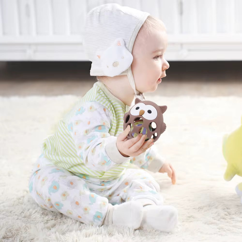 Luvli Sensory Grip Ball – Siliconen Rammelaar & Speelbal